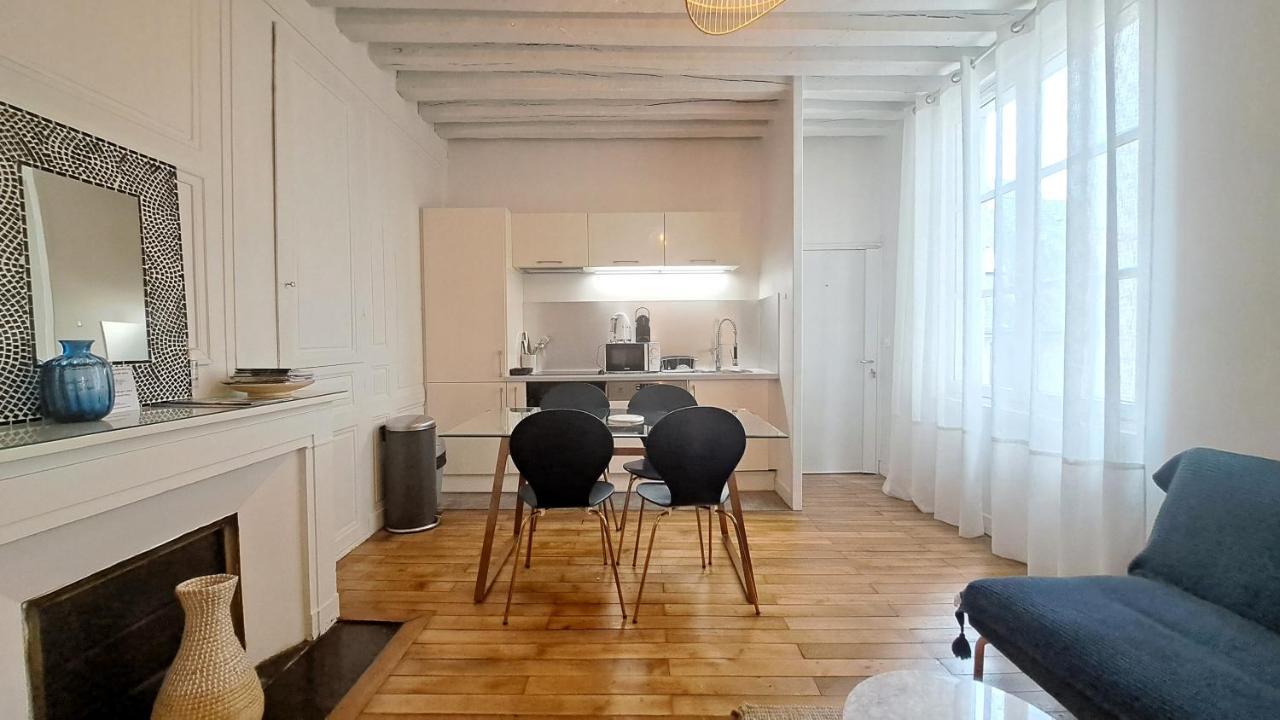 Appartement Centre Vieux Tours Dans Immeuble Historique 3P Eksteriør billede